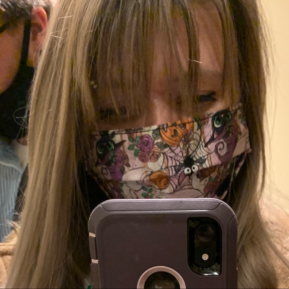 Meet your Posher, Abigail - Picture 1 of 1